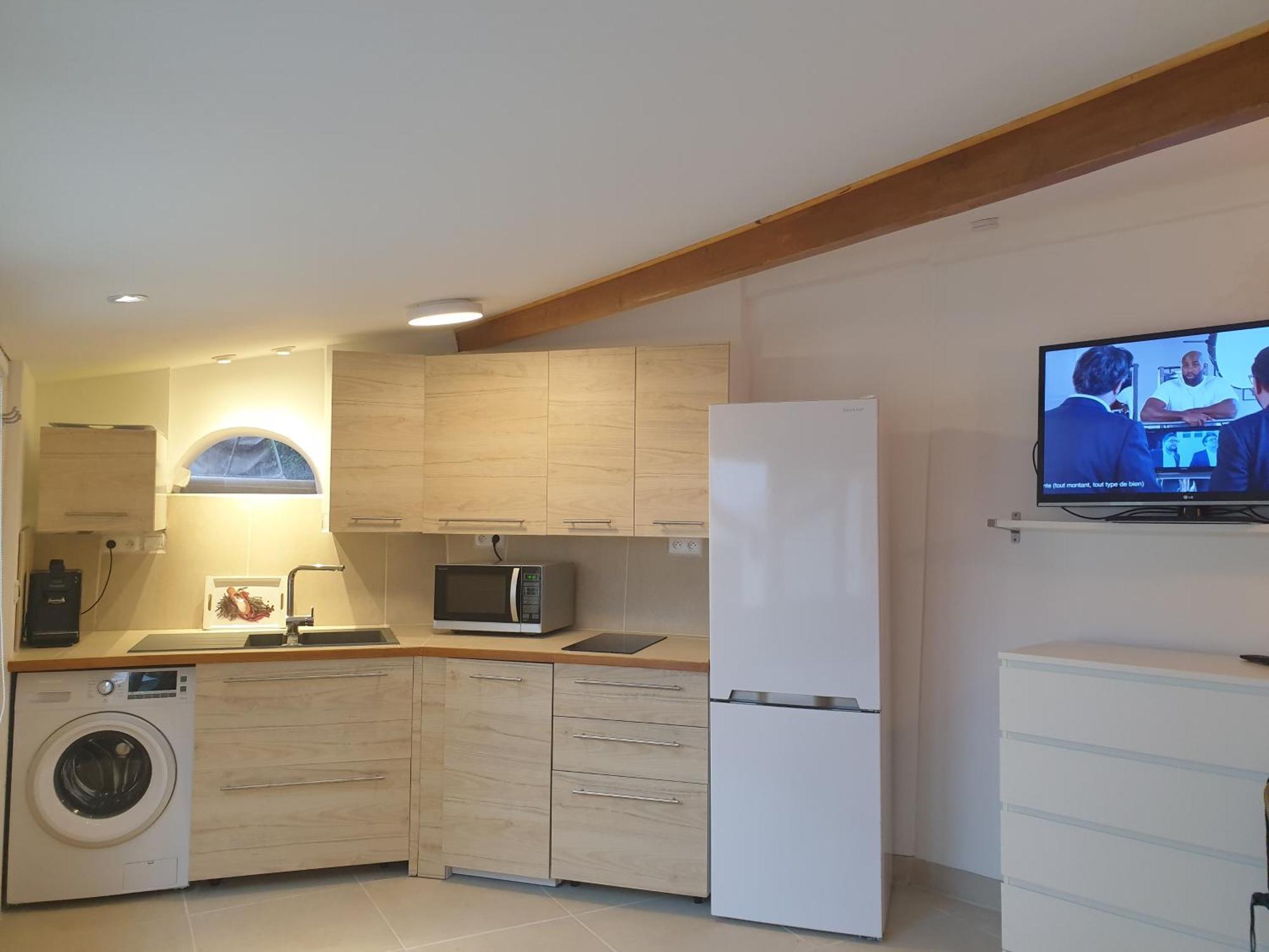Petite Etoile de Mer: Beachfront Studio with Terrace Saint-Mandrier-sur-Mer Exterior photo